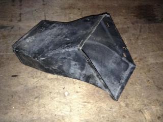 воздуховод (дефлектор) радиатора BMW 5 серия E60/E61 2005, M54 B25 (256S5), АКПП, универсал, 7033704