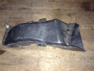 воздуховод (дефлектор) радиатора BMW 3 серия E90/E91/E92/E93 2005, 2.0 л., M47 D20 (204D4), дизель, АКПП, седан, 8045361