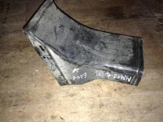 воздуховод (дефлектор) радиатора BMW 5 серия E60/E61 [рестайлинг] 2008, 3.0 л., N53 B30 A, бензин, АКПП, седан, 7033703