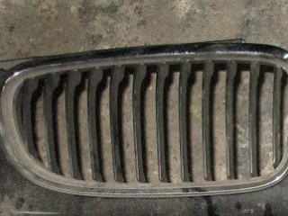 заглушка (решетка) в бампер BMW 3 серия E90/E91 [рестайлинг] 2011, 2.0 л., N43 B20 A, бензин, МКПП, седан, 51137201968, 51137201970