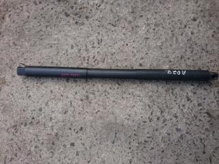 амортизатор крышки багажника (3-5 двери) Mercedes-Benz GL-Класс X166 2014, 3.0 л., OM 642.826, дизель, АКПП, белый, внедорожник 5 дв., A1668902264