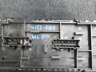 блок предохранителей Mercedes-Benz M-Класс W166 2012, 2.1 л., OM 651.960, дизель, АКПП, мокрый асфальт, внедорожник 5 дв., 1669063801