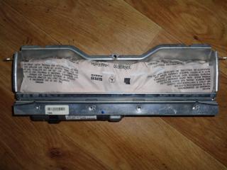 подушка безопасности коленная Mercedes-Benz C-Класс W204/S204/C204 [рестайлинг] 2011, 2.1 л., OM 651.913, дизель, АКПП, универсал, A2048601902