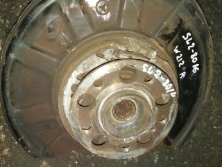 кулак задний правый Mercedes-Benz E-Класс W212/S212/C207/A207 2009, 2.1 л., OM 651.925, дизель, АКПП, седан