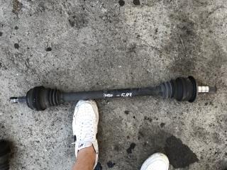 полуось передняя правая (приводной вал, ШРУС) Mercedes-Benz C-Класс W205/S205/C205 2015, 2.1 л., OM 651.921, дизель, АКПП, универсал