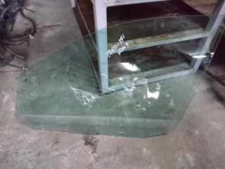 стекло двери передней левой Mercedes-Benz C-Класс W204/S204/C204 [рестайлинг] 2011, 2.1 л., OM 651.913, дизель, АКПП, универсал