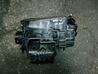 корпус воздушного фильтра Mercedes-Benz E-Класс W212/S212/C207/A207 2011, 1.8 л., M 271.860, бензин, АКПП, черный, кабриолет, A2710901601