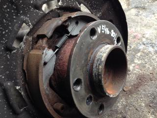 ступица задняя левая BMW X5 E70 2008, 4.8 л., N62 B48 B, бензин, АКПП, черный, внедорожник 5 дв.