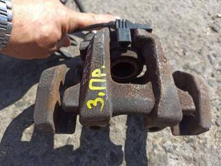 суппорт задний правый Mercedes-Benz M-Класс W164 [рестайлинг] 2010, 3.5 л., M 272.967, бензин, АКПП, внедорожник 5 дв.