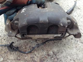 суппорт передний правый Mercedes-Benz M-Класс W164 [рестайлинг] 2010, 3.5 л., M 272.967, бензин, АКПП, внедорожник 5 дв.