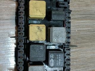 блок предохранителей Mercedes-Benz GL-Класс X166 2013, 3.0 л., OM 642.826, дизель, АКПП, коричневый, внедорожник 5 дв., 1669063801, A1669063801