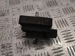 подушка крепления КПП BMW 5 серия E60/E61 [рестайлинг] 2008, 3.0 л., дизель, 6773825