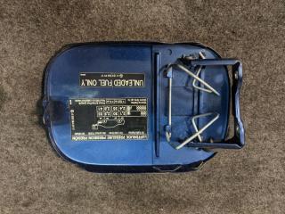 лючок топливного бака Mercedes-Benz C-Класс W203/S203/CL203 [рестайлинг] 2006, 1.8 л., M 271.946, бензин, АКПП, синий, седан