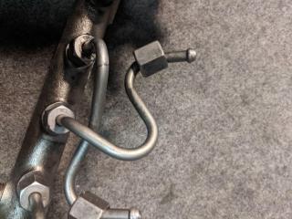 трубка топливная Mercedes-Benz E-Класс W212/S212/C207/A207 2010, 2.1 л., OM 651.924, дизель, АКПП, серебристый, седан