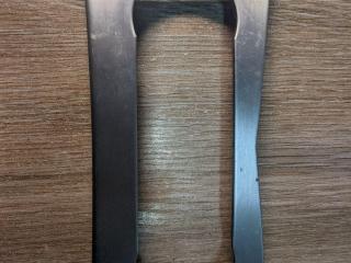 Декоративная накладка центральной консоли Mercedes-Benz C-Класс W204/S204 2008, 2.2 л., дизель, МКПП, серебро, седан, A2046800490, 2046800490