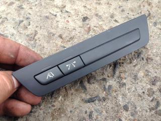 кнопка (выключатель) BMW 2012, 3.0 л., N55 B30 A, бензин, АКПП, хетчбэк 5 дв., 9220056