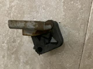 Резинка глушителя BMW 2012, 2.0 л., N47 D20 C, дизель, АКПП, седан, правый руль, 7585358