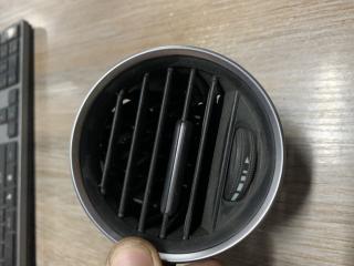 дефлектор обдува салона Mercedes-Benz C-Класс W204/S204 2008, 2.2 л., дизель, МКПП, серебро, седан, A2048306354