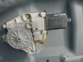 моторчик стеклоподъемника передний правый Mercedes-Benz M-Класс W164 2006, 3.5 л., M 272.967, бензин, АКПП, внедорожник 5 дв., правый руль, A2518200842