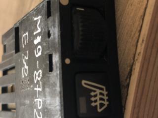 кнопка обогрева сидений BMW 7 серия E38 [рестайлинг] 1999, 4.4 л., M62 B44 (448S2), бензин, АКПП, седан, 8360872