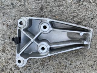 кронштейн двигателя BMW 3 серия F30/F31/F34 2013, 2.0 л., N20 B20 A, бензин, АКПП, седан, 68572910, 22116788609