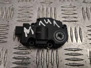 моторчик заслонки печки BMW 3 серия E90/E91/E92/E93 2007, 3.0 л., N53 B30 A, бензин, МКПП, мокрый асфальт, седан