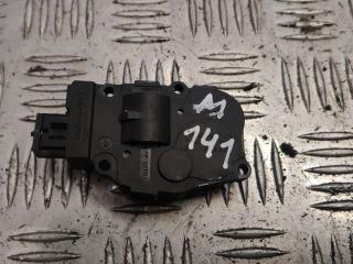 моторчик заслонки печки BMW 3 серия E90/E91/E92/E93 2007, 3.0 л., N53 B30 A, бензин, МКПП, мокрый асфальт, седан