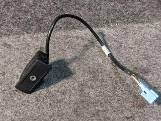 разъем AUX / USB Mercedes-Benz 2013, 2.1 л., OM 651.913, дизель, АКПП, седан, A1728200815, 1728200815