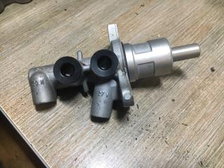 цилиндр тормозной главный Land Rover Range Rover 3 поколение [2-й рестайлинг] 2012, 4.4 л., 448DT, дизель, АКПП, внедорожник 5 дв.