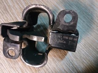 замок капота Mercedes-Benz CLK-Класс C209/A209 2003, 3.5 л., бензин, АКПП, A2038800060