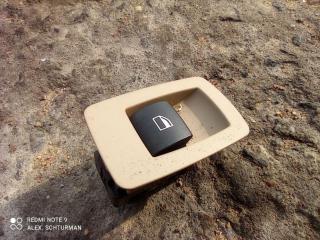 кнопка стеклоподъемника BMW X5 E70 2007, 3.0 л., N52 B30 A, бензин, АКПП, внедорожник 5 дв., 6945876