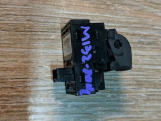 кнопка открытия багажника BMW X5 F15 2014, 3.0 л., N57 D30 A, дизель, АКПП, внедорожник 5 дв., 9267981