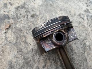 поршень BMW X3 F25 2013, 2.0 л., N20 B20 A, бензин, АКПП, внедорожник 5 дв.