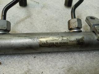 топливная рампа Mercedes-Benz M-Класс W164 2006, 3.0 л., OM 642.940, дизель, АКПП, внедорожник 5 дв., 6420790695