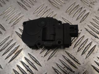 моторчик заслонки печки BMW 3 серия E90/E91 [рестайлинг] 2011, 2.0 л., N43 B20 A, бензин, АКПП, черный, универсал, 9298880