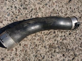 патрубок интеркулера BMW 3 серия F30/F31/F34 2013, 2.0 л., N47 D20 C, дизель, АКПП, хетчбэк 5 дв., правый руль