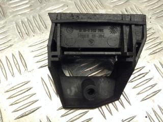 кронштейн радиатора BMW 7 серия E38 [рестайлинг] 2001, 2.9 л., АКПП, седан, 1737706