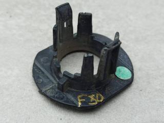 крепление парктроника BMW 3 серия F30/F31/F34 [рестайлинг] 2015, 8054201