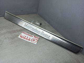 накладка на порог внутренняя Mercedes-Benz S-Класс W222/C217/A217 [рестайлинг] 2017, A2226805435, A2226809135