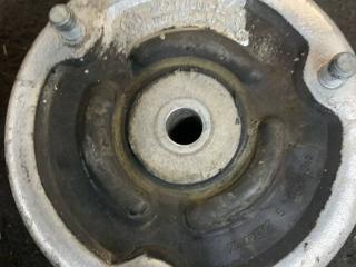 опора амортизатора верхняя (чашка) BMW 5 серия E60/E61 2006, 6753810