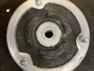 опора амортизатора верхняя (чашка) BMW 5 серия E60/E61 [рестайлинг] 2008, 6753810