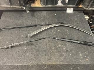 щеткодержатель (поводок стеклоочистителя, дворник) BMW 2010, 3.5 л., бензин