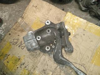 кулак поворотный правый BMW 3 серия E90/E91/E92/E93 2007, 2.0 л., M47 D20 (204D4), дизель, АКПП, седан