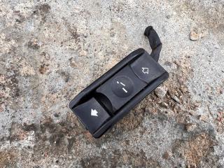 кнопка открывания люка BMW 5 серия E60/E61 [рестайлинг] 2008, 3.0 л., N54 B30 A, бензин, 6907288