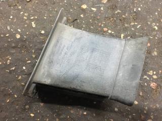 воздуховод (дефлектор) радиатора BMW 7 серия F01/F02 (2008 - 2012), 7185167