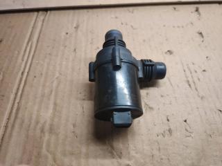 насос антифриза дополнительный BMW X5 E53 [рестайлинг] 2005, 8381989