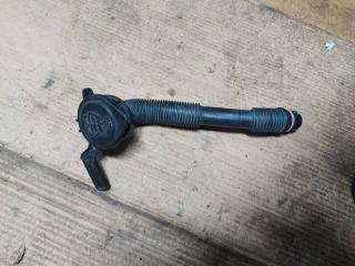 горловина бачка омывателя BMW X5 E70 [рестайлинг] 2013, 4.4 л., N63 B44 A, бензин, 7162586