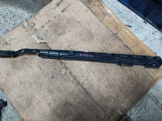 Кронштейн накладки на порог лев. BMW 7 серия F01/F02 2009, 4.4 л., N63 B44 A, бензин, 7187105