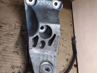 кронштейн двигателя BMW 5 серия E60/E61 2007, 3.0 л., N54 B30 A, бензин, 6776672