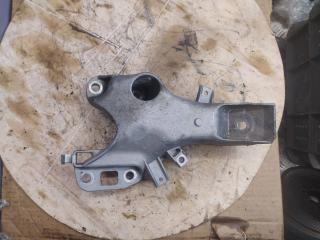 кронштейн двигателя BMW X5 E70 2008, 3.0 л., N52 B30, бензин, 6772673